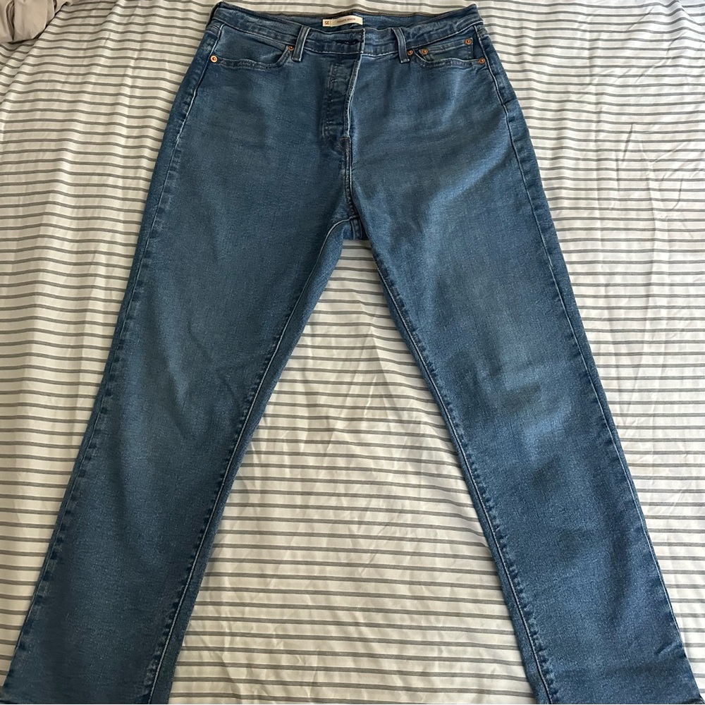 Levi’s Women’s Wedgie Straight Jeans